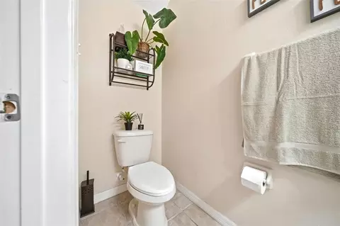 Bath - 9484 Trumpet Vine Loop, Trinity, FL 34655 photo 1 of 5