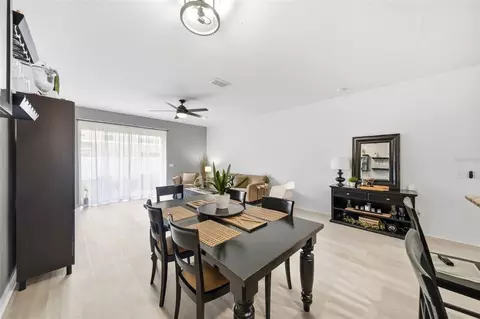 Dining - 9484 Trumpet Vine Loop, Trinity, FL 34655 photo 2 of 3