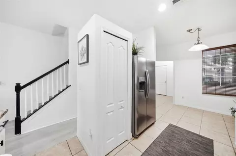 Entry Way - 9484 Trumpet Vine Loop, Trinity, FL 34655 photo 7 of 9
