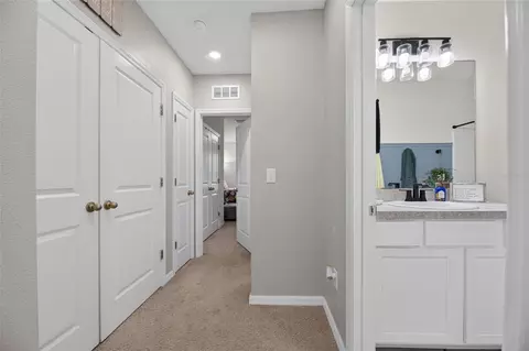 Entry Way - 8669 Falling Blue Pl, Riverview, FL 33578 photo 10 of 10