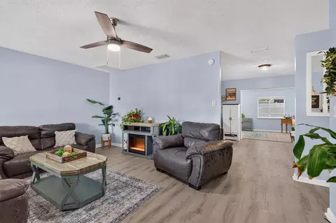 Other - 508 Cocoplum Dr, Seffner, FL 33584 photo 1 of 11