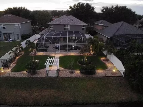 View/Area - 9046 Pinebreeze Dr, Riverview, FL 33578 photo 6 of 6