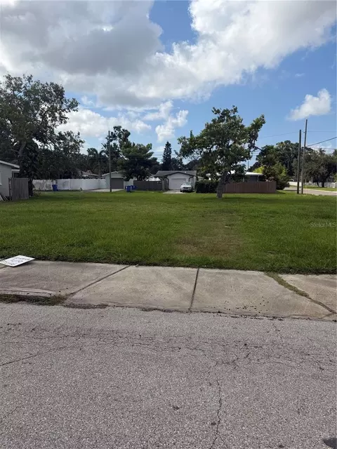 5358 9th Ave N, Saint Petersburg, FL 33710