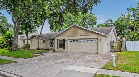 2179 Cypress Point Dr N, Clearwater, FL 33763