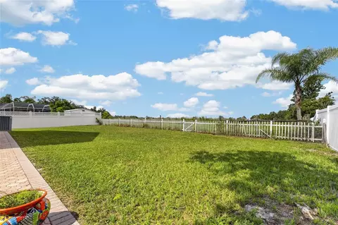 Exterior - 10303 Tarragon Dr, Riverview, FL 33569 photo 4 of 8