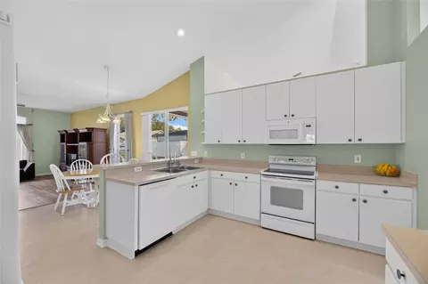 Kitchen - 10303 Tarragon Dr, Riverview, FL 33569 photo 2 of 4