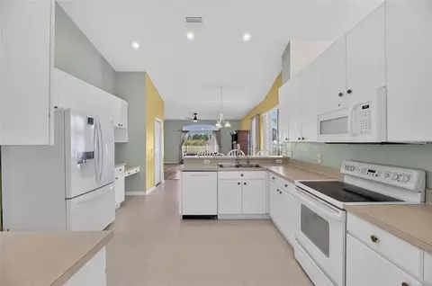 Kitchen - 10303 Tarragon Dr, Riverview, FL 33569 photo 1 of 4