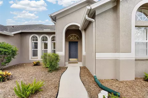 Exterior - 10303 Tarragon Dr, Riverview, FL 33569 photo 7 of 8