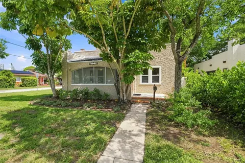 4595 9th Ave N, Saint Petersburg, FL 33713