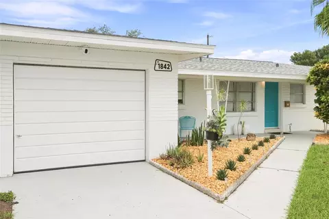 1842 59th Way N, Saint Petersburg, FL 33710