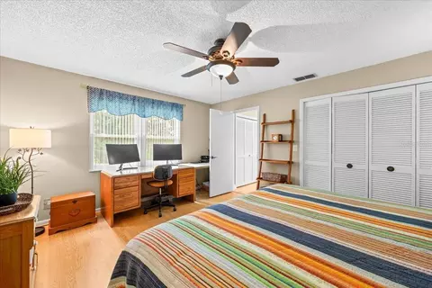 Bedroom - 2995 Exeter Dr, Clearwater, FL 33761 photo 3 of 5