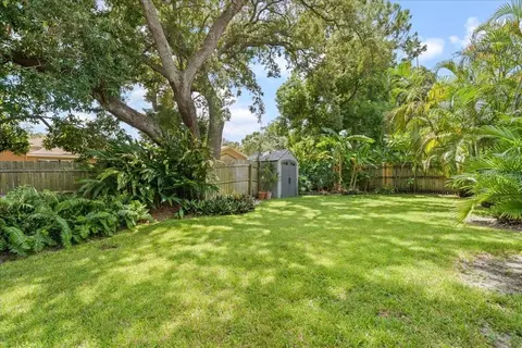 Exterior - 2995 Exeter Dr, Clearwater, FL 33761 photo 8 of 9