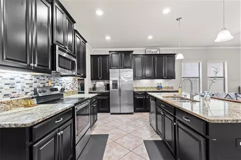 Kitchen - 14242 Blue Dasher Dr, Riverview, FL 33569 photo 3 of 5