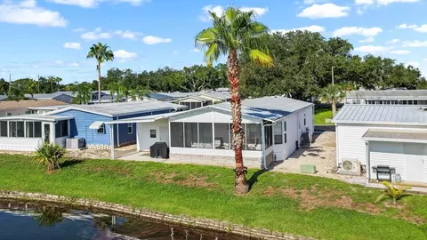 View/Area - 103 Saint George Ct, Apollo Beach, FL 33572 photo 4 of 11