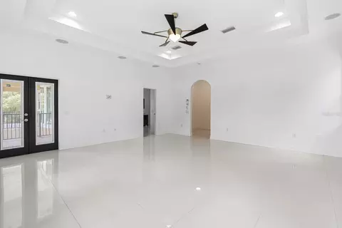 Living - 11250 Mcmullen Rd, Riverview, FL 33569 photo 5 of 8