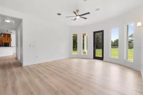 Living - 11250 Mcmullen Rd, Riverview, FL 33569 photo 3 of 8