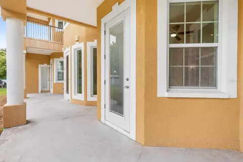 Exterior - 11250 Mcmullen Rd, Riverview, FL 33569 photo 4 of 9