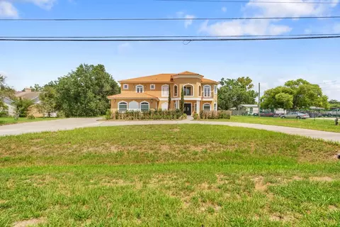 Exterior - 11250 Mcmullen Rd, Riverview, FL 33569 photo 6 of 9