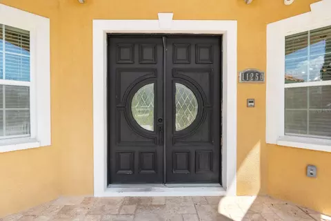 Entry Way - 11250 Mcmullen Rd, Riverview, FL 33569 photo 1 of 6