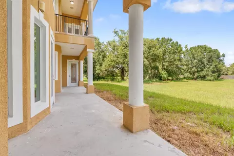 Exterior - 11250 Mcmullen Rd, Riverview, FL 33569 photo 5 of 9