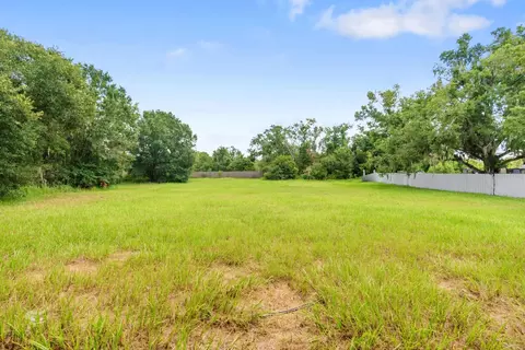 Exterior - 11250 Mcmullen Rd, Riverview, FL 33569 photo 9 of 9