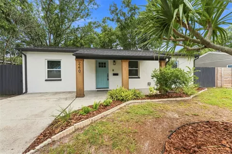 240 42nd Ave NE, Saint Petersburg, FL 33703