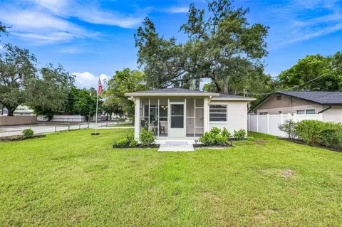 1825 E Hanna Ave, Tampa, FL 33610