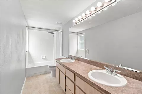 Bath - Undisclosed, Riverview, FL 33579 photo 2 of 5