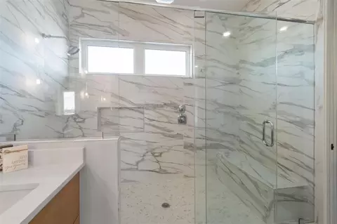 Bath - 187 145th Ave E #3, Madeira Beach, FL 33708 photo 6 of 12