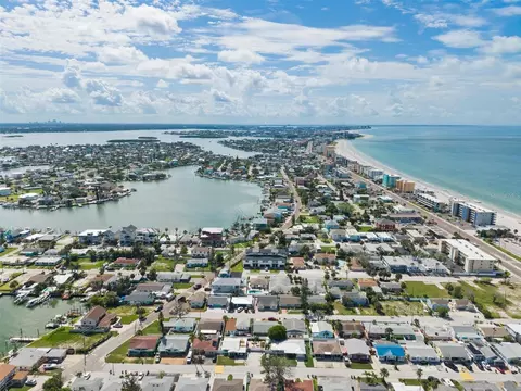 View/Area - 187 145th Ave E #3, Madeira Beach, FL 33708 photo 20 of 29