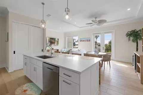 Kitchen - 187 145th Ave E #3, Madeira Beach, FL 33708 photo 4 of 8