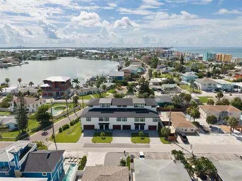 View/Area - 187 145th Ave E #3, Madeira Beach, FL 33708 photo 3 of 29