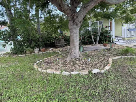 3008 Dupont St S, Gulfport, FL 33707