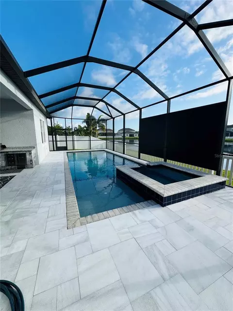 Exterior - 11614 Sunburst Marble Rd, Riverview, FL 33579 photo 7 of 20