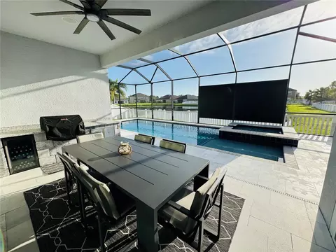 Exterior - 11614 Sunburst Marble Rd, Riverview, FL 33579 photo 2 of 20