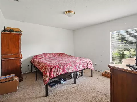 Bedroom - 94 E 18th St, Apopka, FL 32703 photo 1 of 5