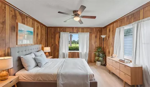 Bedroom - 2742 Dad Weldon Rd, Dover, FL 33527 photo 6 of 6