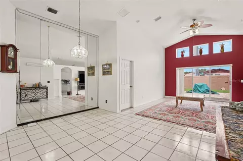 Living - 1102 Vinetree Dr, Brandon, FL 33510 photo 3 of 4