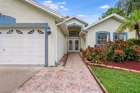 Exterior - 1102 Vinetree Dr, Brandon, FL 33510 photo 2 of 3