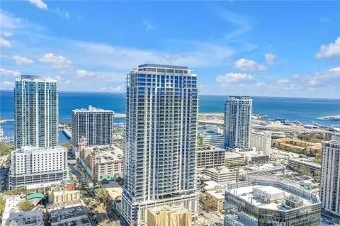 275 1st Ave S #3704, Saint Petersburg, FL 33701
