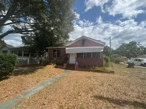 698 Paris Ave S, Saint Petersburg, FL 33701