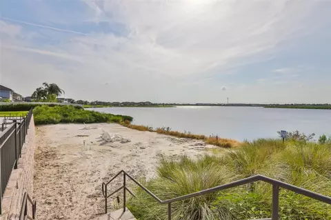 View/Area - 11156 Spring Point Cir, Riverview, FL 33579 photo 8 of 9