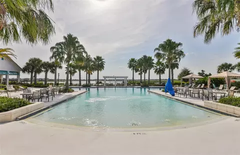 Exterior - 11156 Spring Point Cir, Riverview, FL 33579 photo 11 of 12