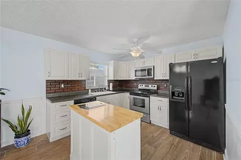 Kitchen - 4392 3rd Isle Dr, Hernando Beach, FL 34607 photo 3 of 5