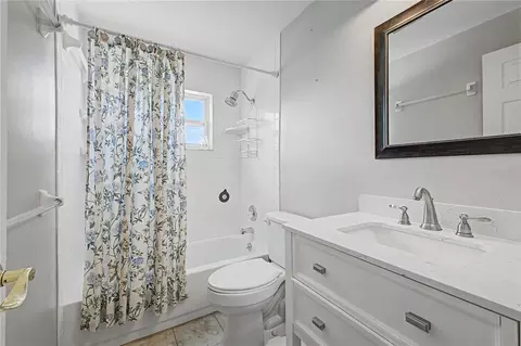 Bath - 4392 3rd Isle Dr, Hernando Beach, FL 34607 photo 4 of 5