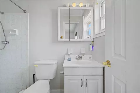 Bath - 4392 3rd Isle Dr, Hernando Beach, FL 34607 photo 2 of 5