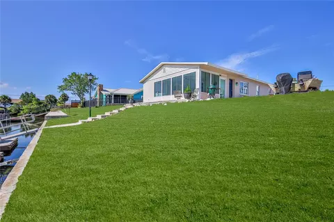 Exterior - 4392 3rd Isle Dr, Hernando Beach, FL 34607 photo 8 of 10