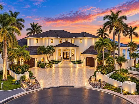 5400 Pali Way, Saint Pete Beach, FL 33706
