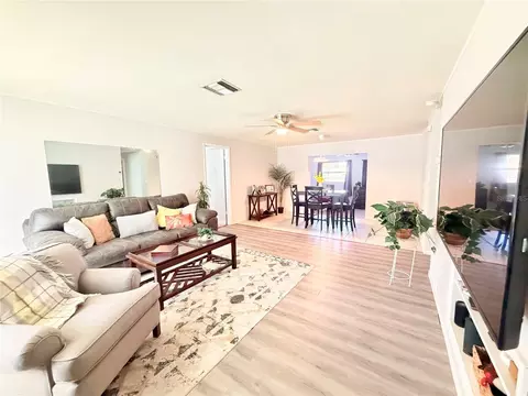 Living - 9509 Miracle Dr, Spring Hill, FL 34608 photo 5 of 5