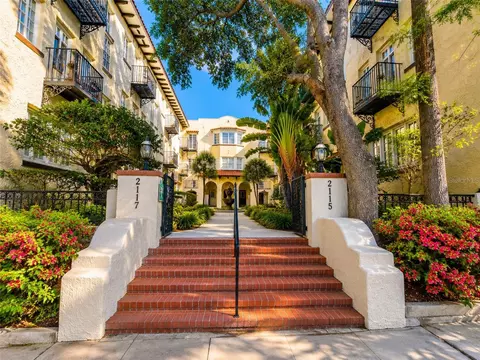 2117 W Dekle Ave #H2, Tampa, FL 33606